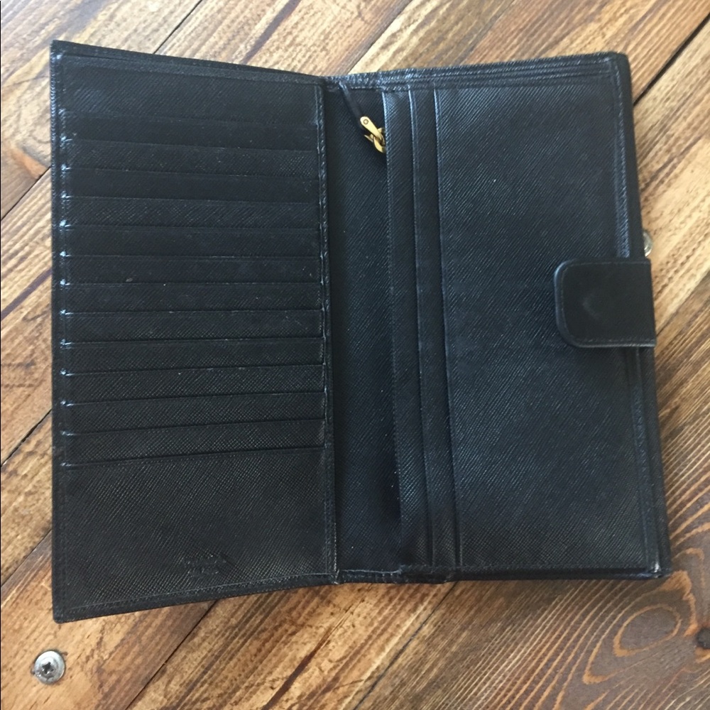 Black Prada Wallet - Picture 2 of 2